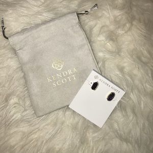 Kendra Scott stud earrings in plum drusy